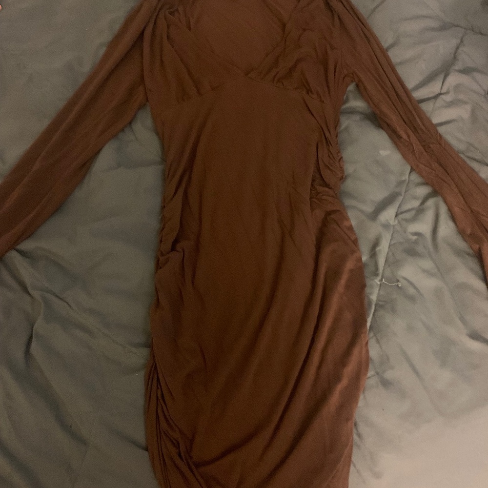 Dark Brown ruched long sleeve dress sz 4